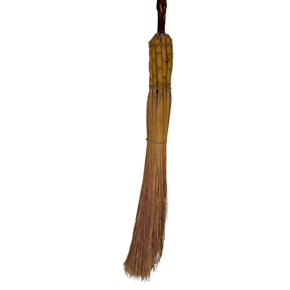 Vintage Antique STRAW HEARTH Cobweb BROOM Hand Made Wood Handle Signed EC